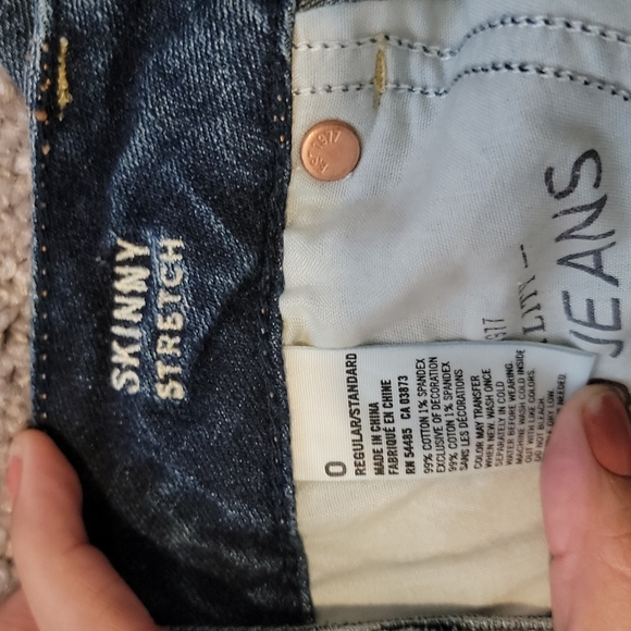 American Eagle Skinny Stretch Jeans - Picture 2 of 3